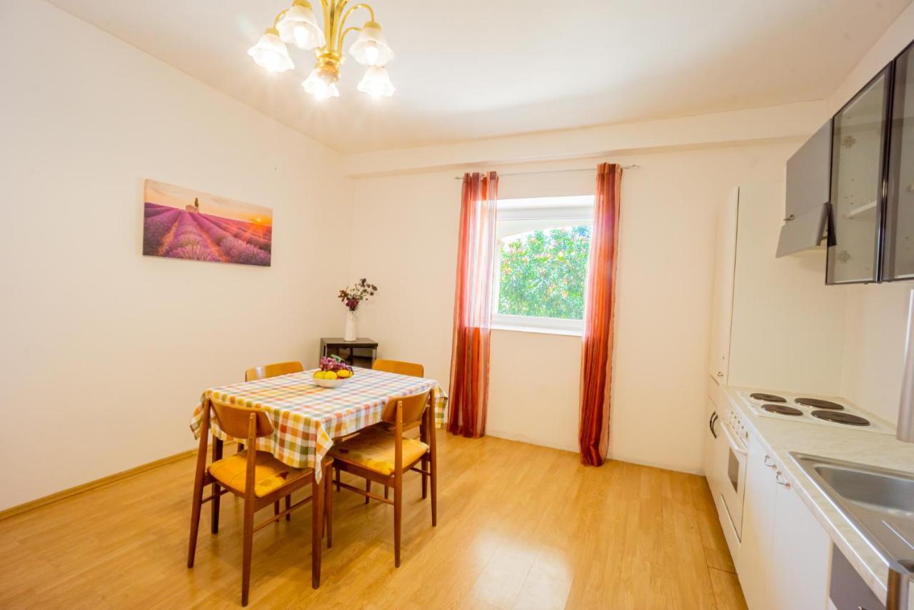 Apartment Coral メタイナ エクステリア 写真